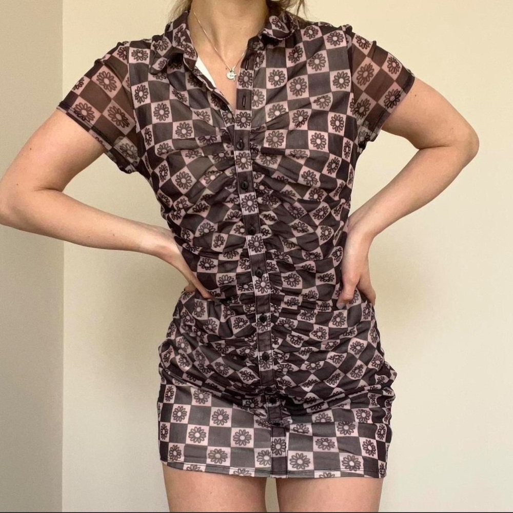 Urban Outfitters mesh daisy dress small​